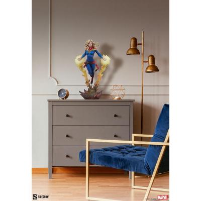 Marvel Estatua Premium Format Captain Marvel 60 cm