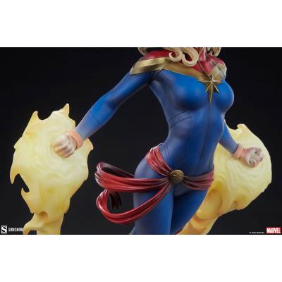 Marvel Estatua Premium Format Captain Marvel 60 cm