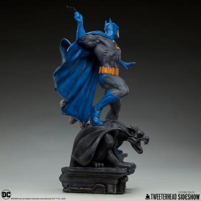 DC Comics Estatua 1/6 Batman (Retro Edition) 50 cm