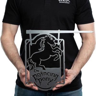 El Señor de los Anillos Metalbird The Prancing Pony 32 cm