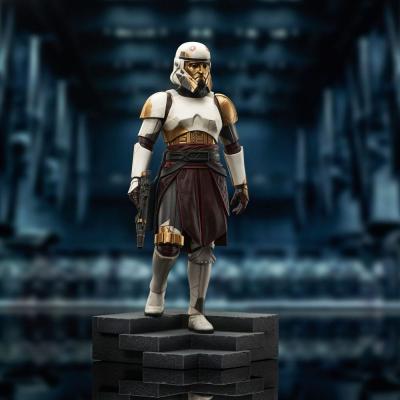 Star Wars: Ahsoka Estatua Premier Collection 1/7 Captain Enoch 28 cm