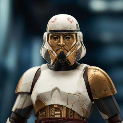 Star Wars: Ahsoka Estatua Premier Collection 1/7 Captain Enoch 28 cm