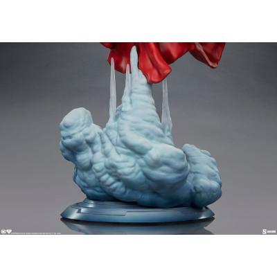 DC Comics Estatua Premium Format Superman 84 cm