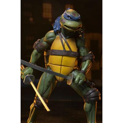 Tortugas Ninja (1990 Movie) Figura Roof Top Battle Shredder vs Leo 18 cm
