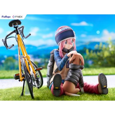 Laid Back Camp F:NEX estatua PVC 1/7 Nadeshiko Kagamihara 13 cm