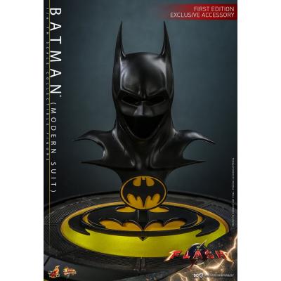 The Flash Figura Movie Masterpiece 1/6 Batman (Modern Suit) 30 cm