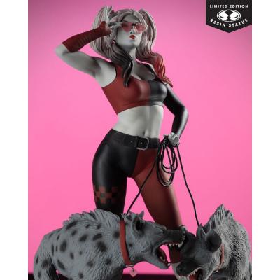 DC Direct Estatua 1/10 Harley Quinn: Red, White & Black Harley Quinn by Jenny Frison 19 cm