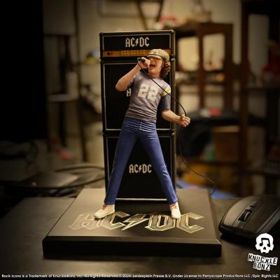 AC/DC Estatua Rock Iconz Brian Johnson 23 cm