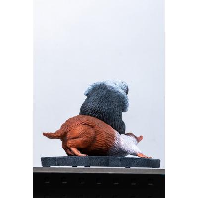Animales fantásticos Estatua tamaño real Niffler 2 22 cm