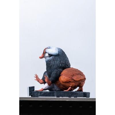 Animales fantásticos Estatua tamaño real Niffler 2 22 cm