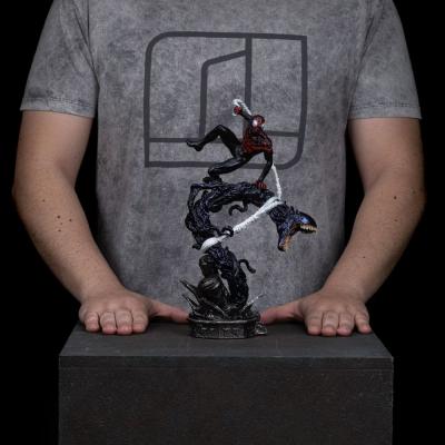 Spider-Man vs. Villains Estatua 1/10 Diorama BDS Art Scale Miles Morales 32 cm