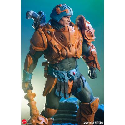 Masters of the Universe Legends Estatua Man-at-Arms 51 cm