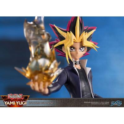 Yu-Gi-Oh! Estatua Yami Yugi 31 cm