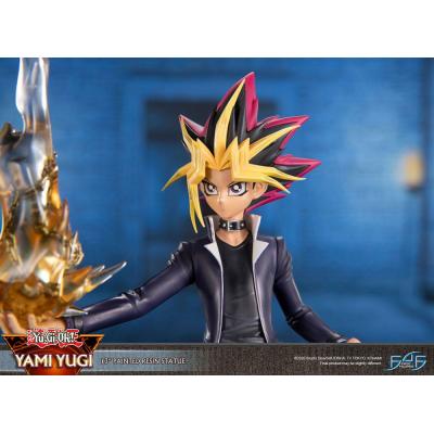 Yu-Gi-Oh! Estatua Yami Yugi 31 cm