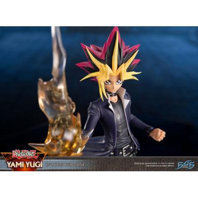 Yu-Gi-Oh! Estatua Yami Yugi 31 cm