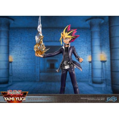 Yu-Gi-Oh! Estatua Yami Yugi 31 cm