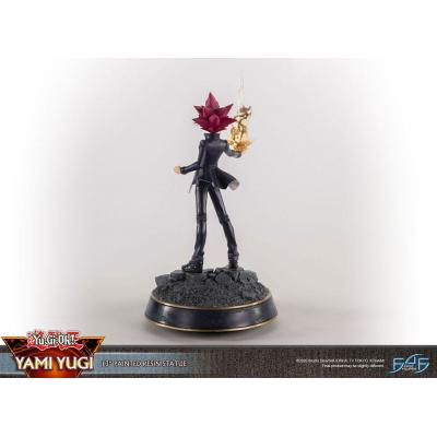Yu-Gi-Oh! Estatua Yami Yugi 31 cm