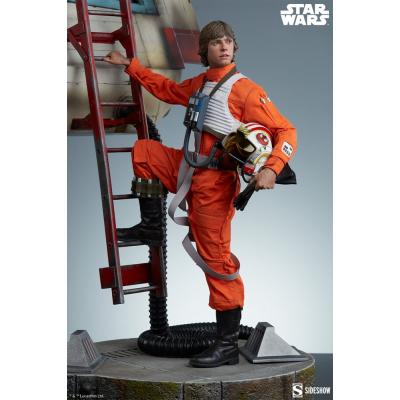 Star Wars Estatua Premium Format Luke Skywalker & X-Wing: Red Five, Standing By 76 cm