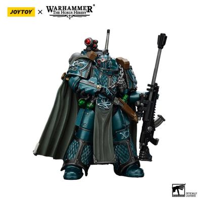 Warhammer The Horus Heresy Figura Alpha Legion Exodus The One who is Many With Sniper Rifle And Power Dagger 20 cm