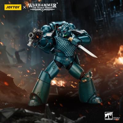 Warhammer The Horus Heresy Figura Alpha Legion Head hunter With Banestrike Combi-Bolter And Power Dagger 20 cm