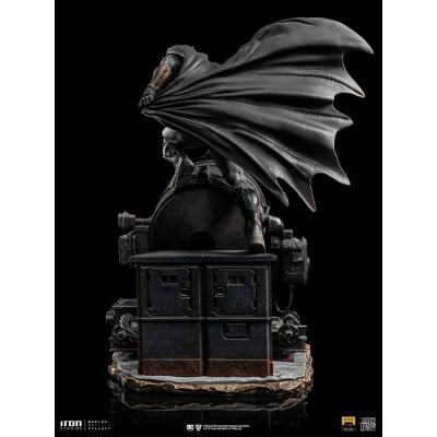 Zack Snyder's Justice League Estatua 1/10 Deluxe Art Scale Batman on Batsignal 28 cm