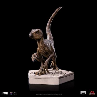 Jurassic World Icons Estatua Velociraptor B 9 cm
