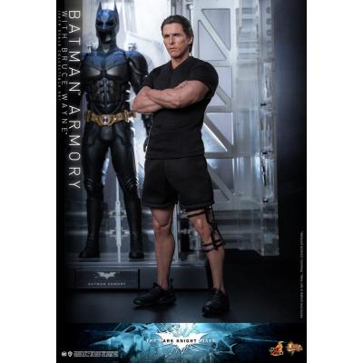 El caballero oscuro: La leyenda renace Figuras y Diorama Movie Masterpiece 1/6 Batman Armory with Bruce Wayne 30 cm