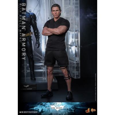 El caballero oscuro: La leyenda renace Figuras y Diorama Movie Masterpiece 1/6 Batman Armory with Bruce Wayne 30 cm