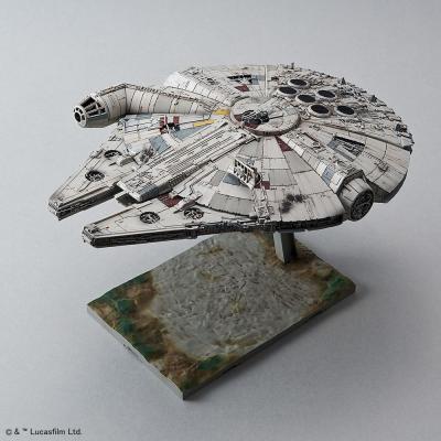 Star Wars Episode VII Maqueta 1/144 Millennium Falcon