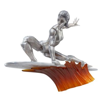 Los Cuatro Fantásticos: primeros pasos Marvel Legends Figura Silver Surfer 15 cm
