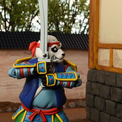 Las Tortugas Ninja Figura Ultimate Panda Khan 18 cm