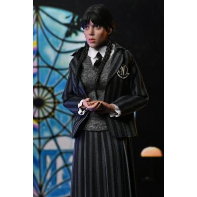 Wednesday Paquete de 2 Figuras Wednesday Addams (Nevermore Uniform) and Enid 20 cm