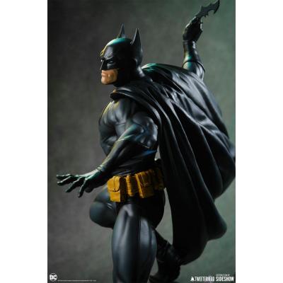 DC Comics Estatua 1/6 Batman (Black and Gray Edition) 50 cm