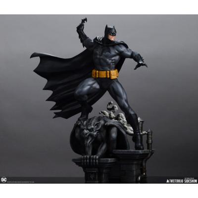 DC Comics Estatua 1/6 Batman (Black and Gray Edition) 50 cm