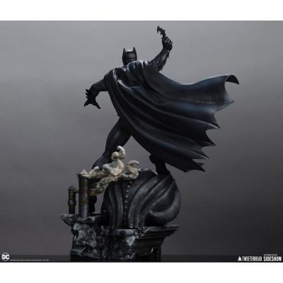 DC Comics Estatua 1/6 Batman (Black and Gray Edition) 50 cm