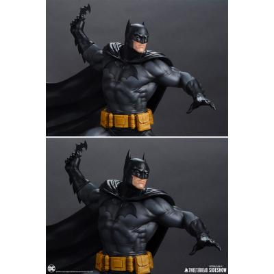 DC Comics Estatua 1/6 Batman (Black and Gray Edition) 50 cm