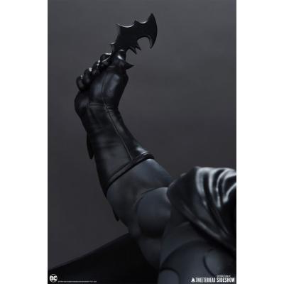 DC Comics Estatua 1/6 Batman (Black and Gray Edition) 50 cm