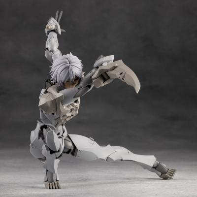 Megalomaria Unlimited Universe Maqueta Plastic Model Kit Zirconia 18 cm