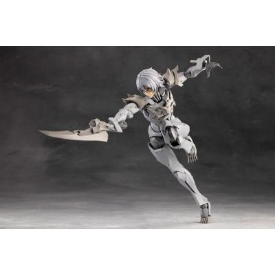 Megalomaria Unlimited Universe Maqueta Plastic Model Kit Zirconia 18 cm