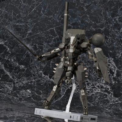 Metal Gear Solid V Maqueta Plastic Model Kit 1/100 Metal Gear Sahelanthropus Black Ver. 36 cm