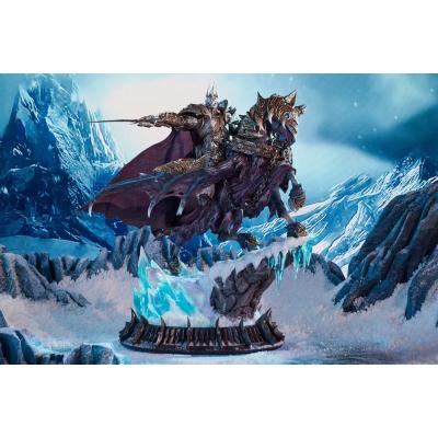 World of Warcraft Estatua The Lich King & Invincible 68 cm