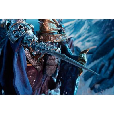 World of Warcraft Estatua The Lich King & Invincible 68 cm