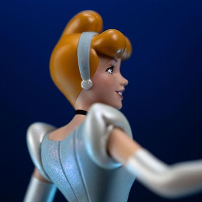Disney Classics Estatua 1/10 Art Scale Cinderella 25 cm