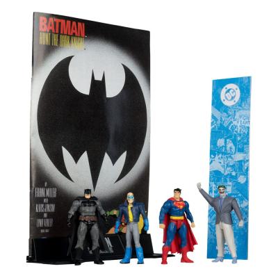 DC Direct Page Punchers Pack de 4 Figuras Batman & Son of Batman & Superman & Joker 7 cm