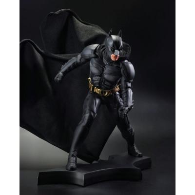 DC Direct Estatua a DC Movie Statues Batman (The Dark Knight) 24 cm