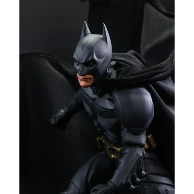 DC Direct Estatua a DC Movie Statues Batman (The Dark Knight) 24 cm