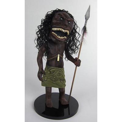 Los Enigmas de Karen Estatua Zuni Warrior 38 cm