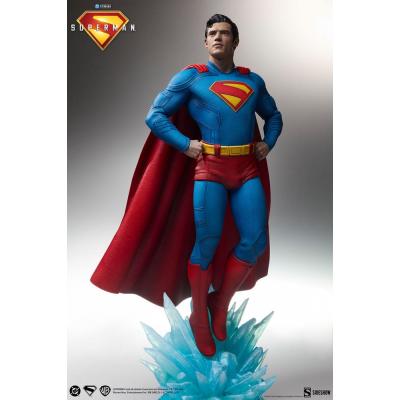 Superman (2025) Estatuas Premium Format Superman 61 cm & Krypto 23 cm Bundle (2)