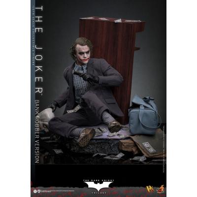 El Caballero oscuro Figura DX 1/6 The Joker (Bank Robber Version) 30 cm
