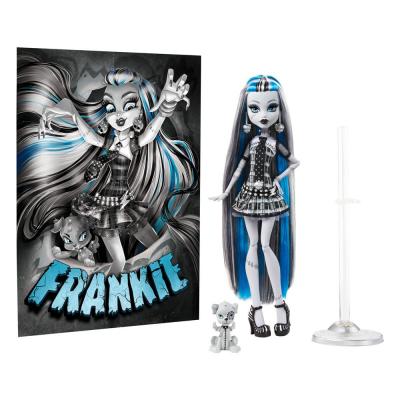Monster High Muñeca Reel Drama Frankie Stein en Blanco y Negro